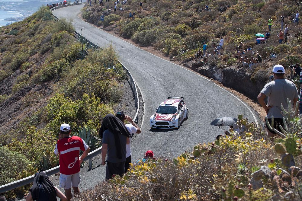 Lukyanuk se pone líder del Rally Islas Canarias con tres "scratch".