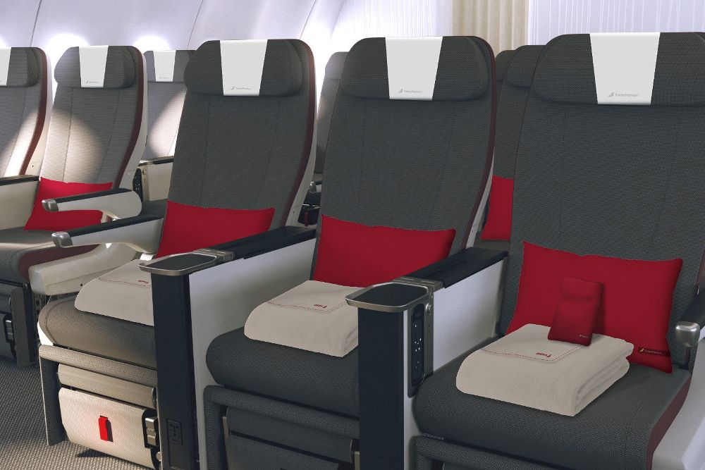 Fotografía facilitada por Iberia del interior de su preimer avión con clase Turista Premium.