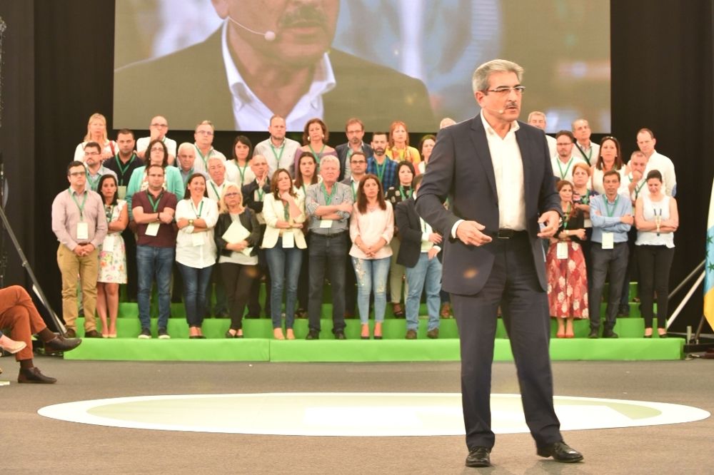 Román Rodríguez en el congreso de Nueva Canarias, celebrado el 6 y 7 de mayo.