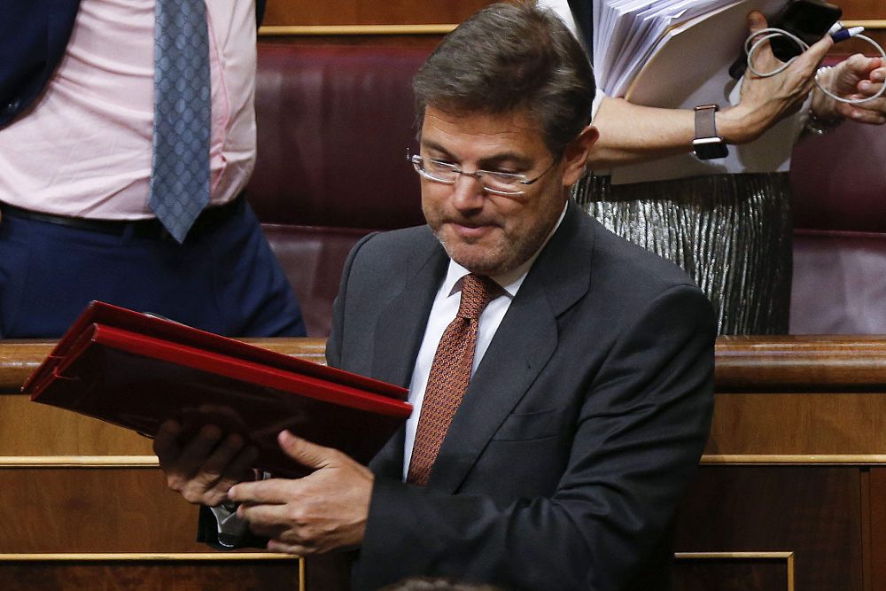 El ministro de Justicia, Rafael Catalá, durante el debate en pleno del Congreso de los Diputados de la moción sobre su reprobación.