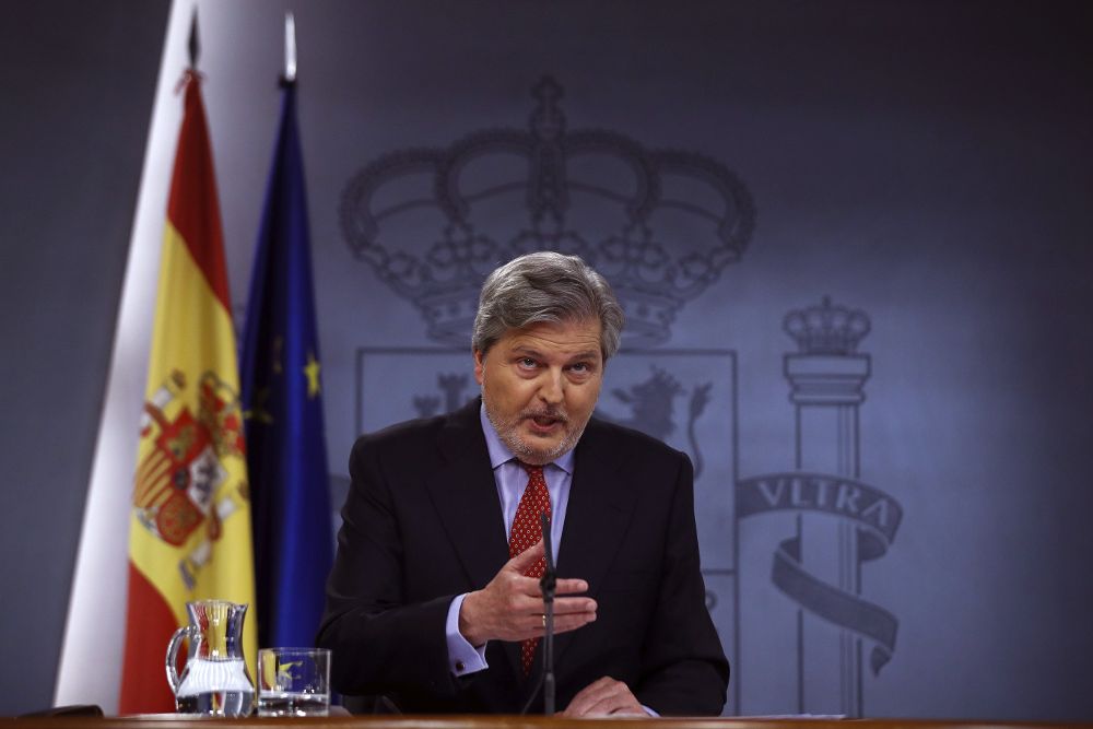 El portavoz del Gobierno, Íñigo Méndez de Vigo, durante la rueda de prensa tras la reunión del Consejo de Ministros.