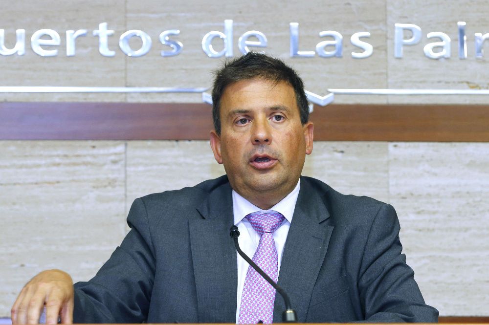 El presidente de la Autoridad Portuaria de Las Palmas, Luis Ibarra,