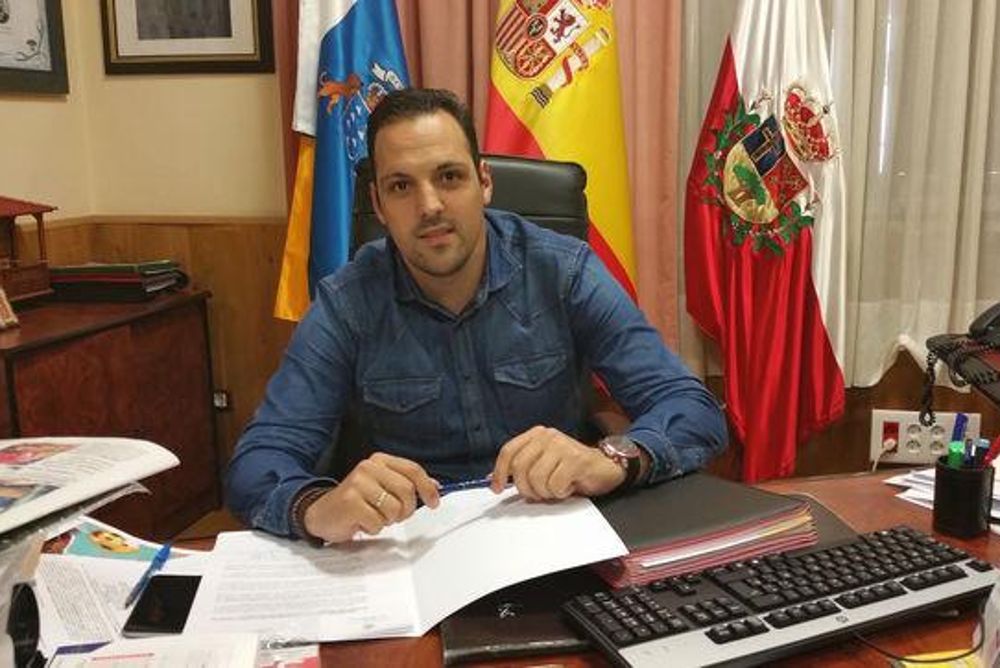Jonathan Felipe se medirá a Nieves Lady Barreto por la Secretaría General de CC en La Palma.