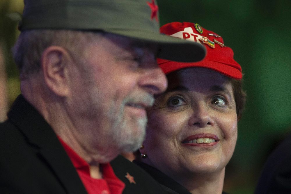 Luiz Inacio Lula da Silva (i) y Dilma Rousseff.