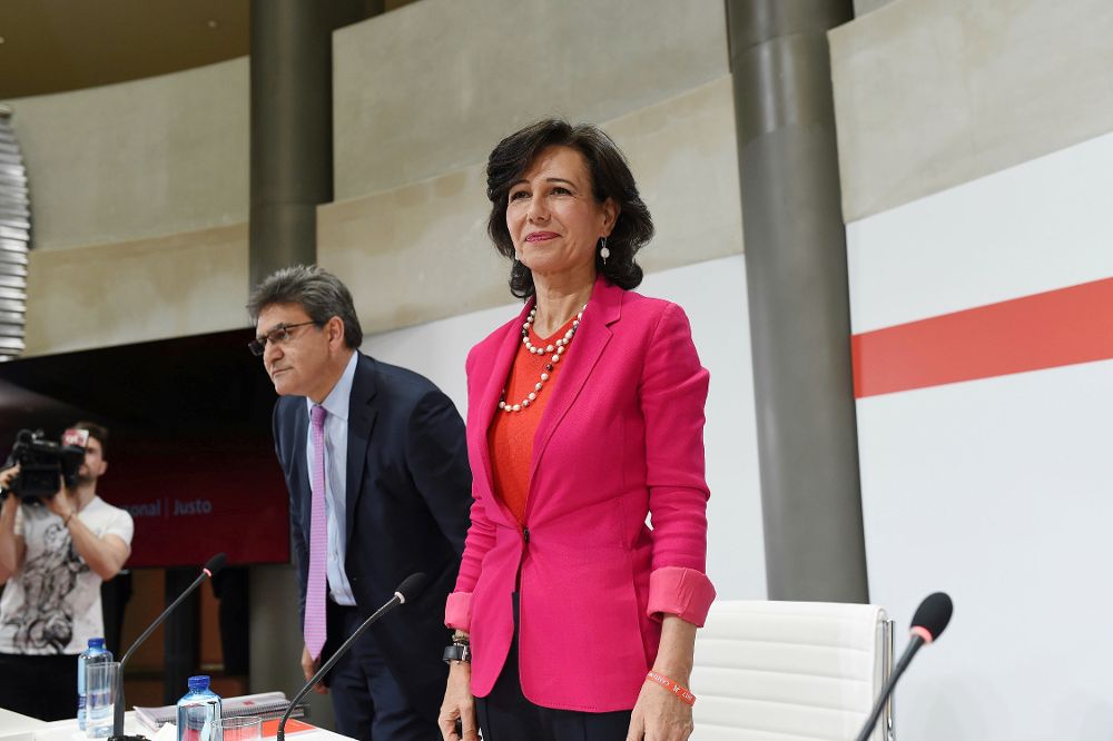 La presidenta del Banco Santander, Ana Patricia Botín, ha comparecido hoy para informar sobre la adquisición del Banco Popular y sobre la ampliación de capital para afrontar esta compra. 