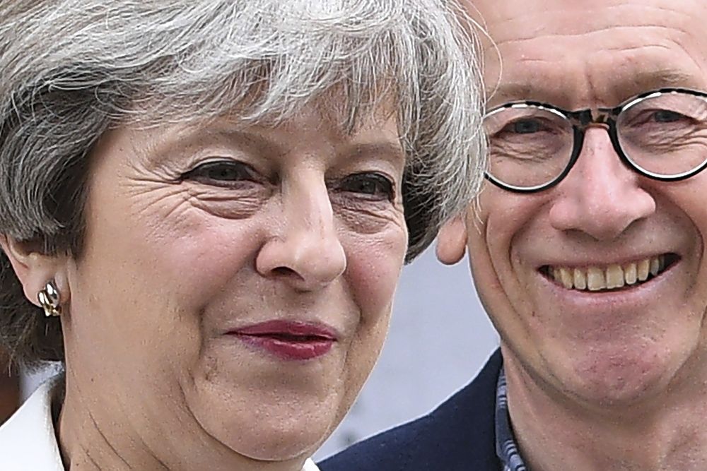La primera ministra británica, la conservadora Theresa May, y su marido Philip May.