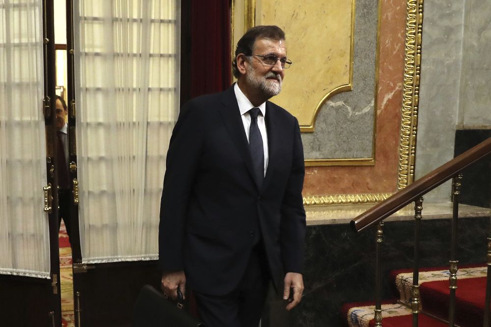 El presidente del Ejecutivo, Mariano Rajoy, a su llegada hoy al Congreso de los Diputados.