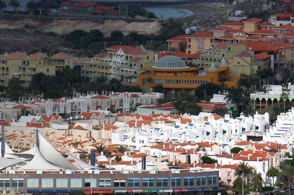 Costa Adeje es una de las zonas con más actividad inmobiliaria de Tenerife.