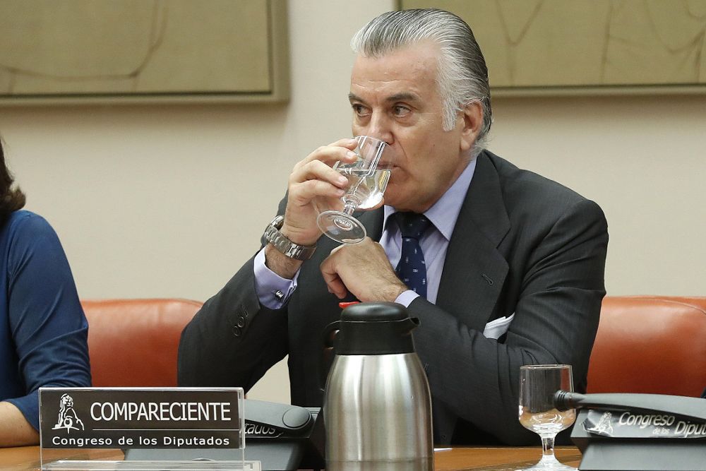 El extesorero del PP Luis Bárcenas hoy en el Congreso durante su comparecencia en la comisión de investigación.