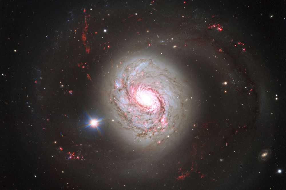 Galaxia Messier 77.