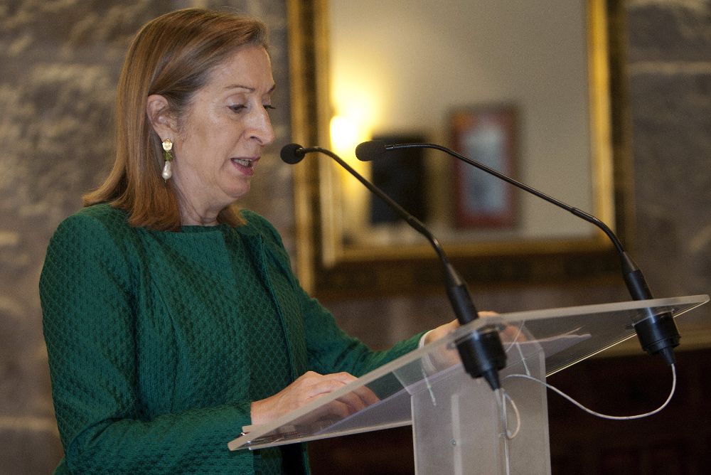 La presidenta del Congreso de los Diputados de España, Ana Pastor.