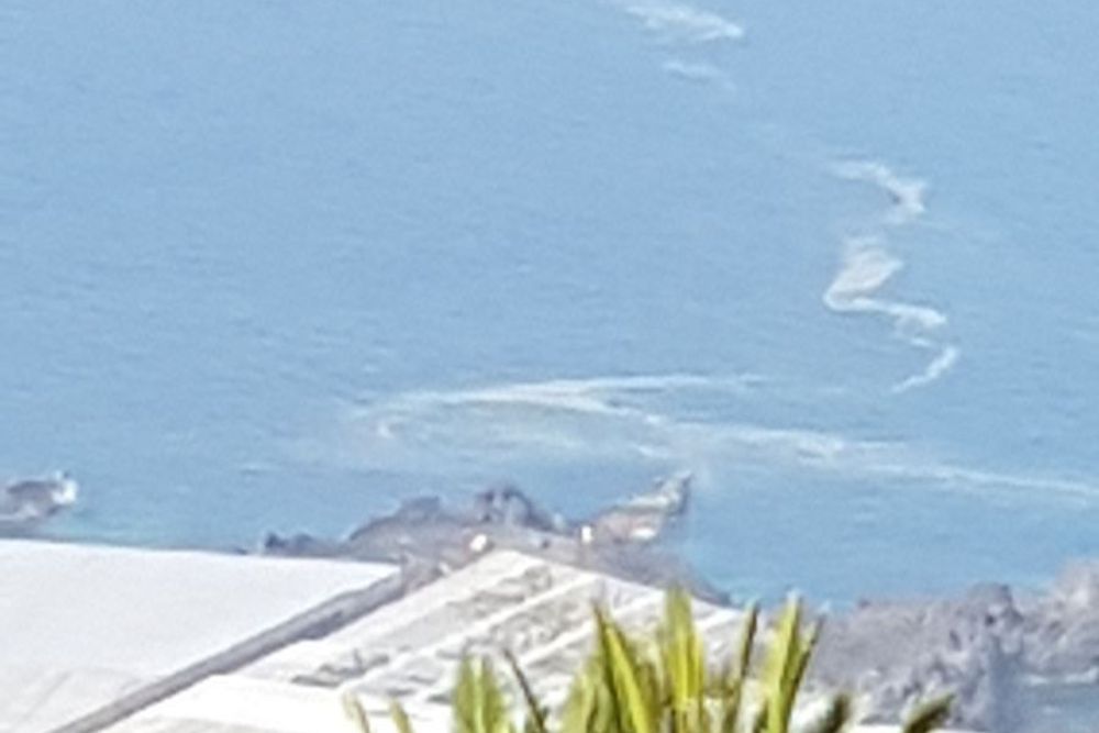 Afloramiento de microalgas en las costas de Fuencaliente (La Palma)