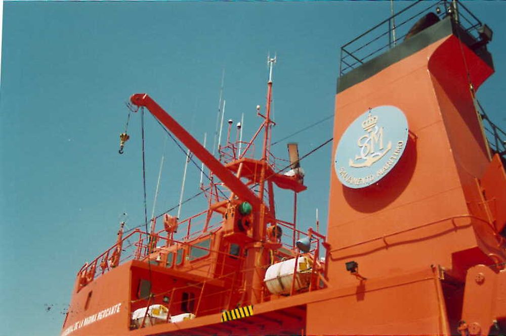 El buque de Salvamento Marítimo.