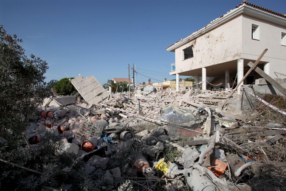 Casa abandonada de la urbanización Montecarlo de Alcanar Platja, en la localidad de Alcanar (Tarragona), que se ha derrumbado por completo.