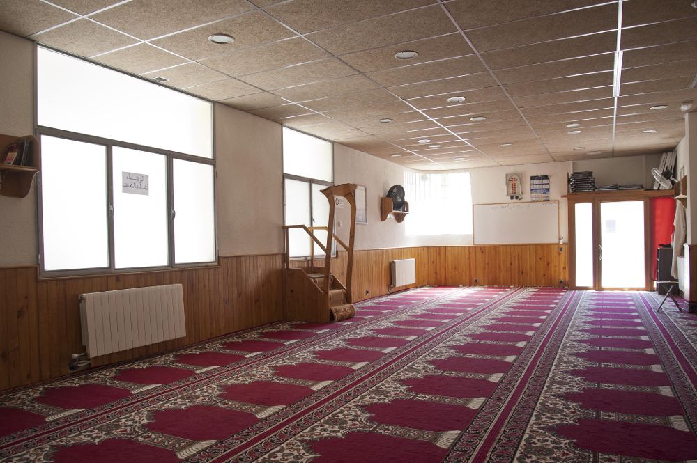 Vista del interior de la mezquita Islámica Annour de Ripoll, en la cual el imán Abdelbaki Es Satty guiaba las oraciones.