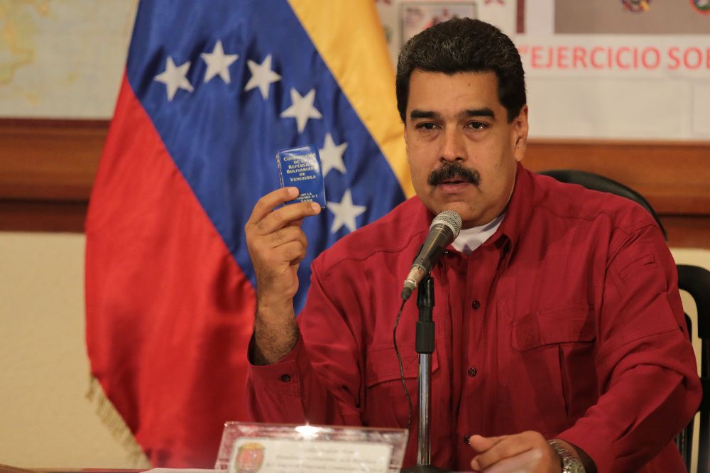 Fotografía cedida por la Oficina de Prensa de Miraflores que muestra al presidente de Venezuela, Nicolás Maduro.