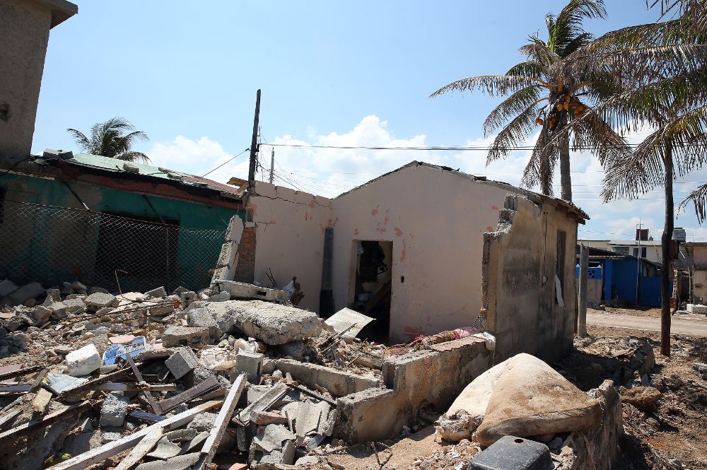 Vista de una casa destruida en Cojímar, en La Habana (Cuba), casi una semana después del paso del huracán Irma.