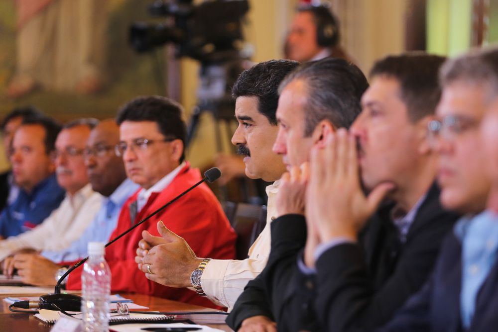 El presidente venezolano, Nicolás Maduro (c), durante un acto de gobierno el pasado miércoles.