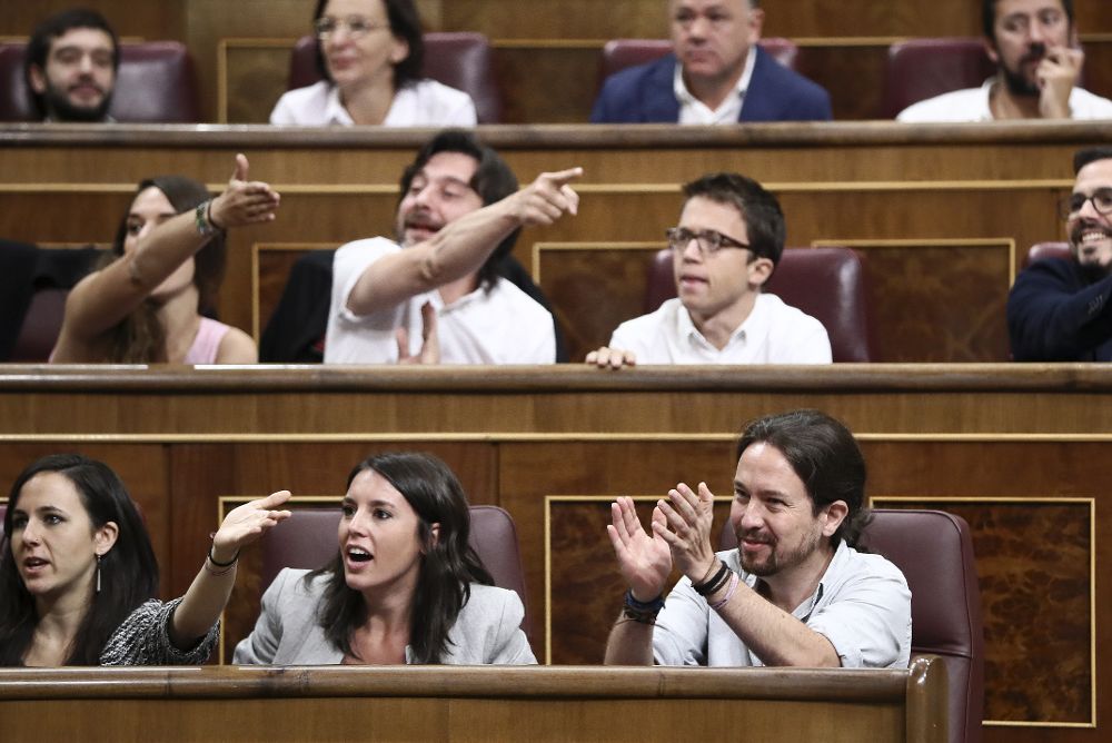 Parte del grupo de Podemos en el Congreso de los Diputados.