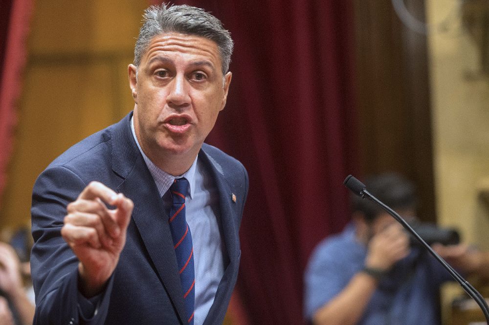 El líder del PPC, Xavier García Albiol, durante su comparecencia hoy en el Parlament tras la intervención del president Puigdemont.