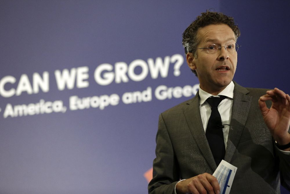 El presidente del Eurogrupo, Jeroen Dijsselbloem habla durante una reunión económica en Atenas.
