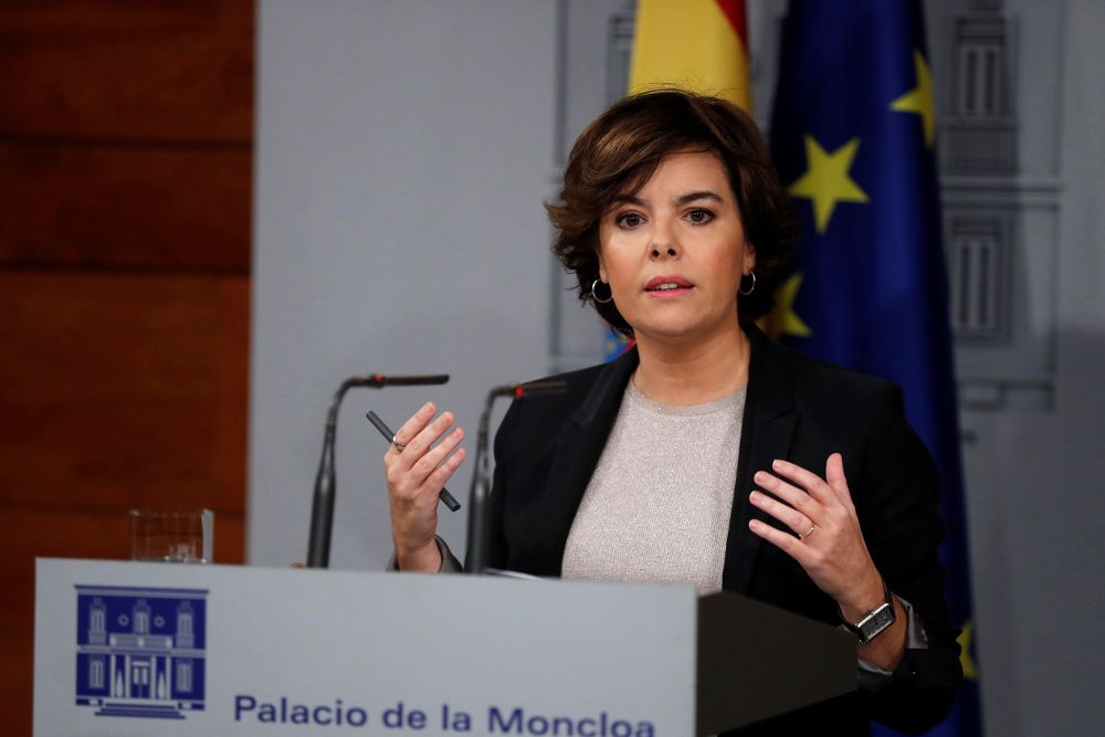 La vicepresidenta del Gobierno, Soraya Sáenz de Santamaría, durante su comparecencia hoy en Moncloa.