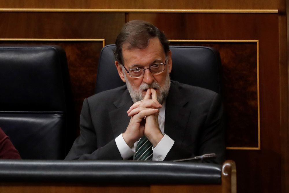 El presidente del Gobierno, Mariano Rajoy, durante la sesión de control al Gobierno de ayer en el Congreso de los Diputados.