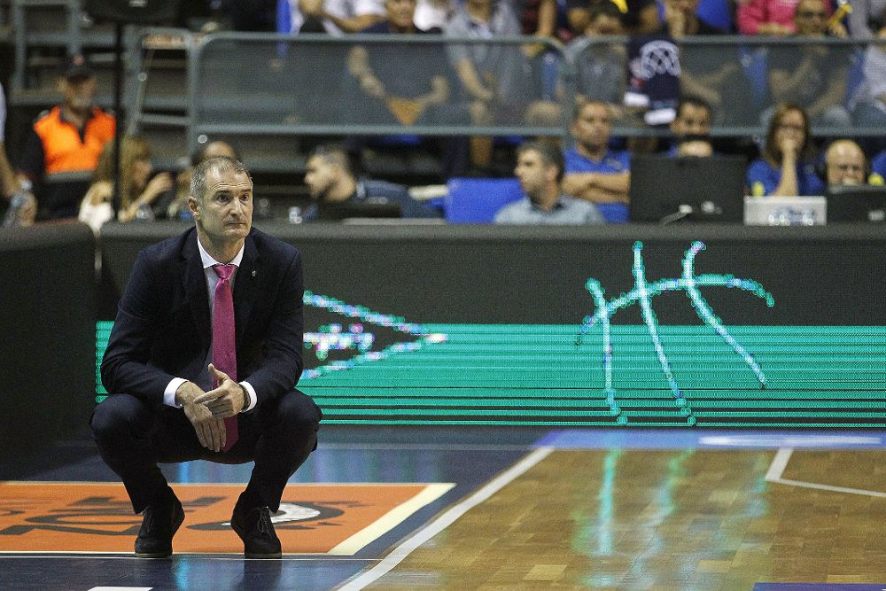 El entrenador bosnio del Iberostar Tenerife, Nenad Markovic.
