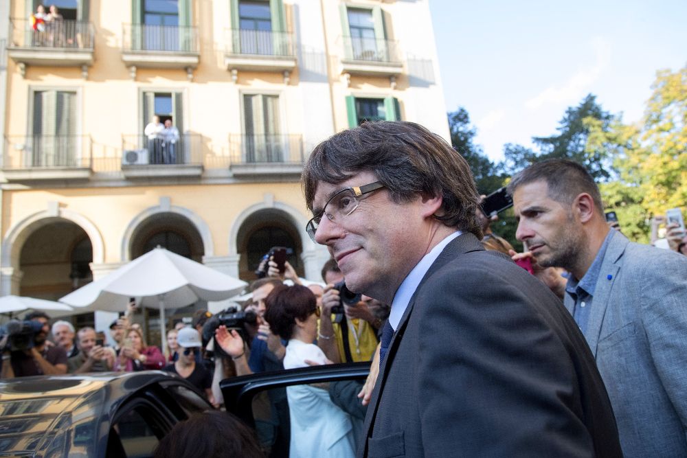 Carles Puigdemont, tras almorzar en un céntrico restaurante de Girona el pasado sábado.