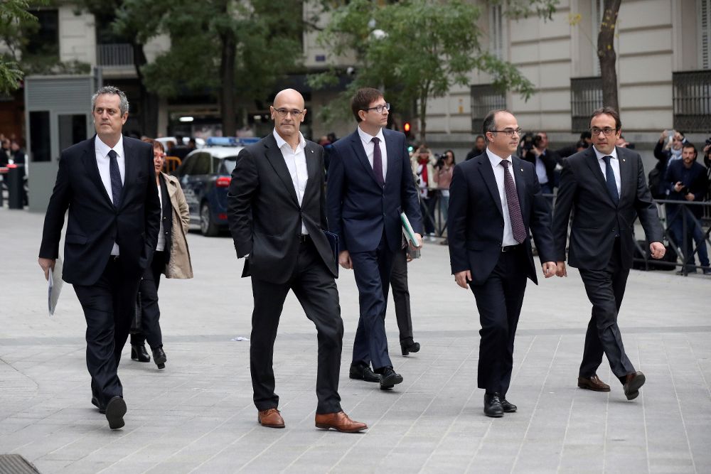 Los exmiembros del Govern (de izda. a dcha.) Joaquín Forn, Raül Romeva, Jordi Turull y Josep Rull a su llegada a la sede de la Audiencia Nacional.