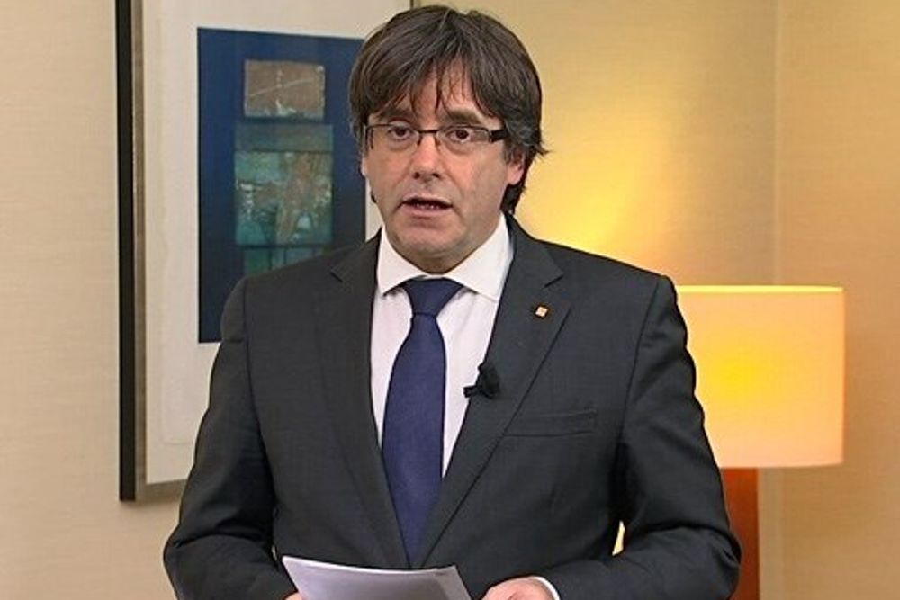 Fotografía facilitada por TV3 del mensaje de vídeo grabado en Bélgica por el expresidente de la Generalitat catalana Carles Puigdemont.