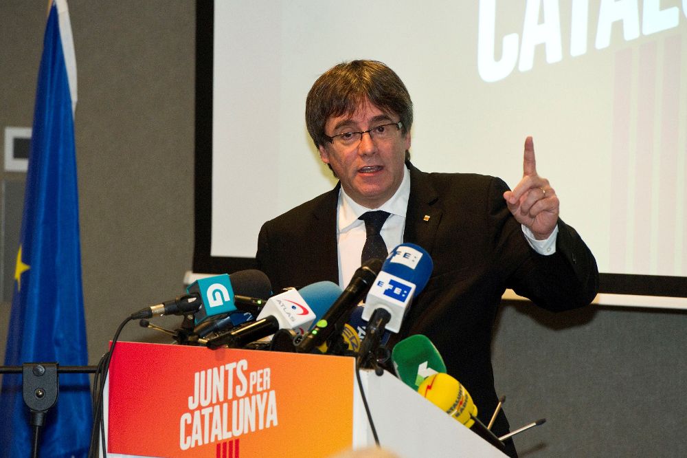 El expresidente de la Generalitat de Cataluña Carles Puigdemont durante una rueda de prensa en Brujas (Bélgica), la semana pasada.