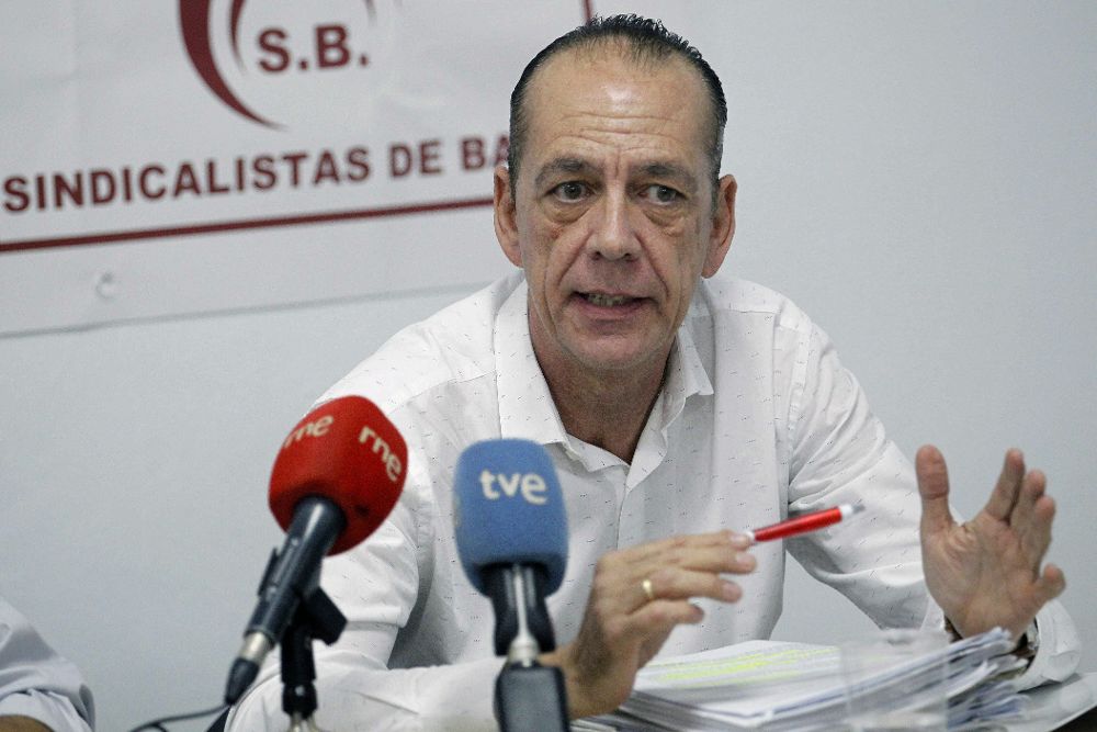 Manuel Fitas, dirigente de Sindicalistas de Base, explicó hoy las causas de la convocatoria de huelga.