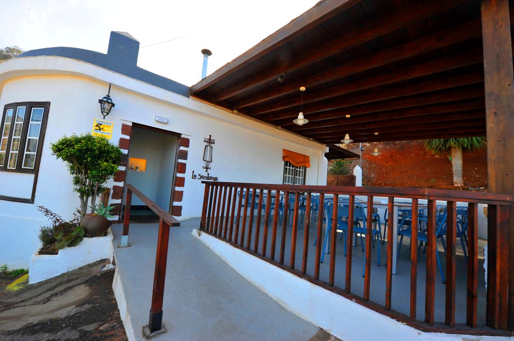 El restaurante La Sandunga, regentasdo por el chef Gonzalo Tamames y ubicado entre viñedos, en Tegueste.