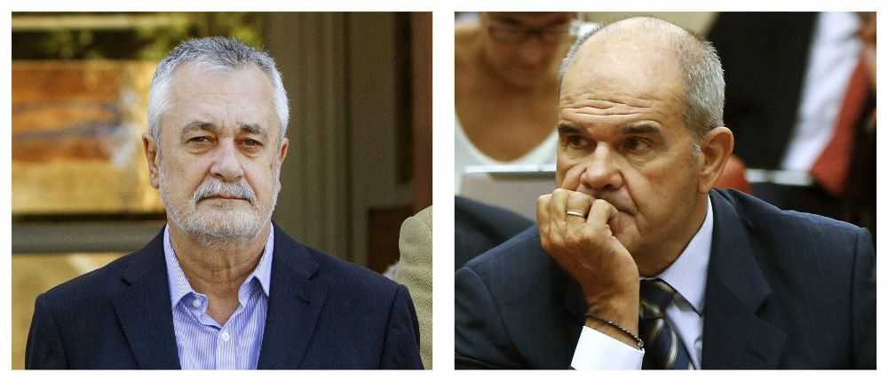 José Antonio Griñán (i) y Manuel Chaves, los dos presidentes andaluces del PSOE incursos en el caso.