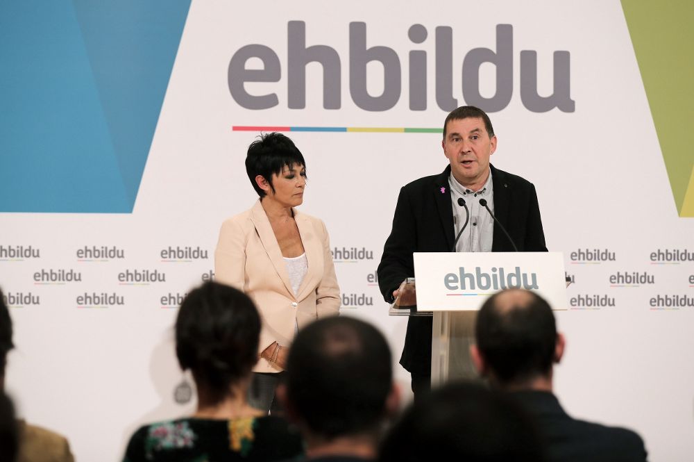El coordinador general de EH Bildu, Arnaldo Otegi, y la portavoz de esta coalición en el Parlamento vasco, Maddalen Iriarte. Bildu es la representación institucional del independentismo vasco.