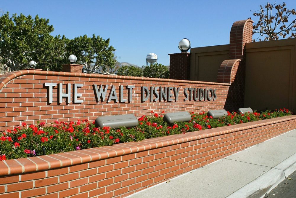 Entrada a los estudios de Walt Disney en Burbank, California (Estados Unidos). 
