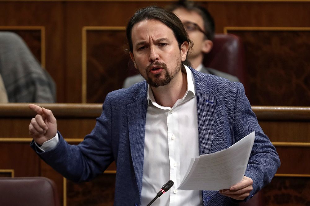 El líder de Unidos Podemos, Pablo Iglesias, durante una sesión de control al Gobierno en el Congreso.