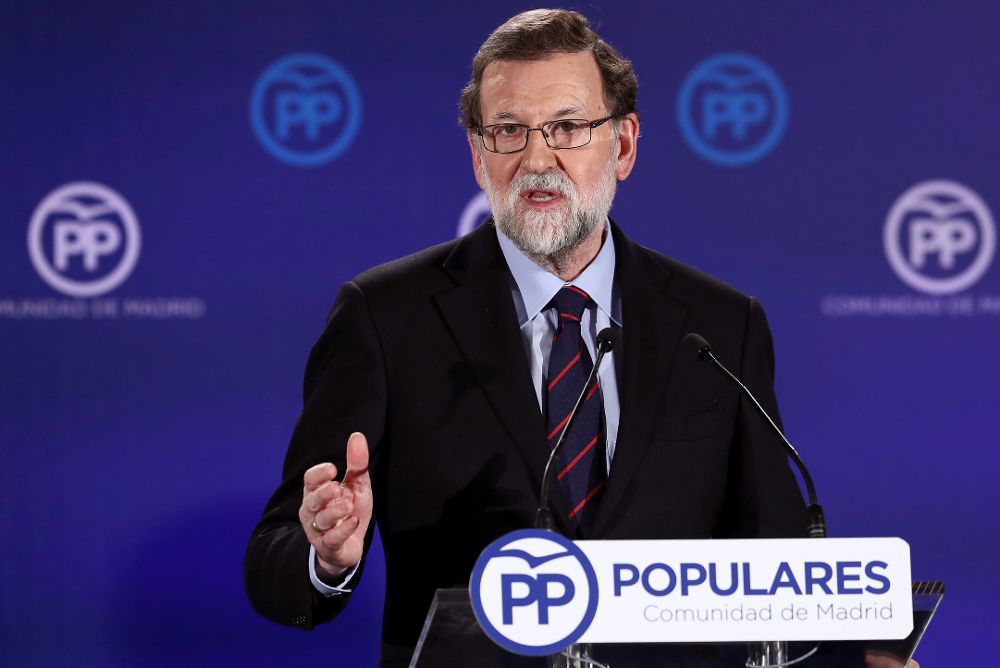El presidente del Gobierno y del Partido Popular, Mariano Rajoy, durante la cena de navidad del PP de Madrid.