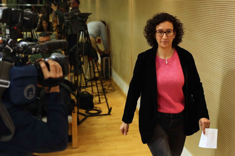 La secretaria general de ERC, Marta Rovira, es la negociadora de su partido con el de Puigdemont.