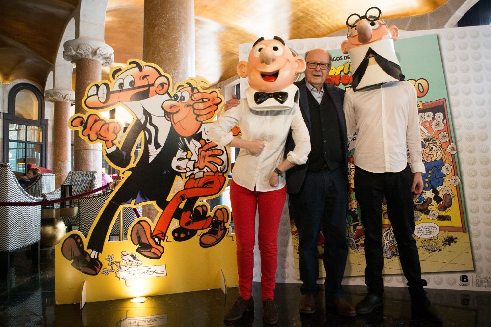 Francisco Ibáñez, el padre de Mortadelo y Filemón, los dos personajes del cómic español más universales, durante la celebración hoy del 60 aniversario de su creación con una fiesta en un céntrico hotel de Barcelona.