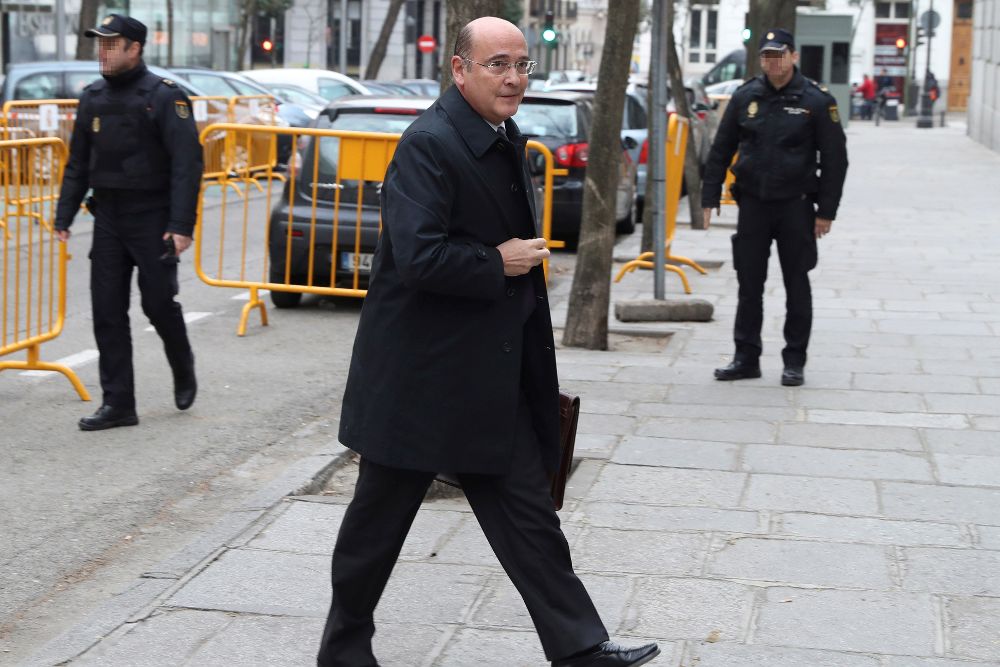 El coronel de la Guardia Civil Diego Pérez de los Cobos a su llegada al Tribunal Supremo.