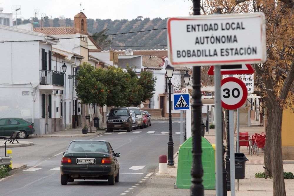 Vista de la entrada a Bobadilla, la localidad malagueña de Antequera, donde ocurrieron los hechos.