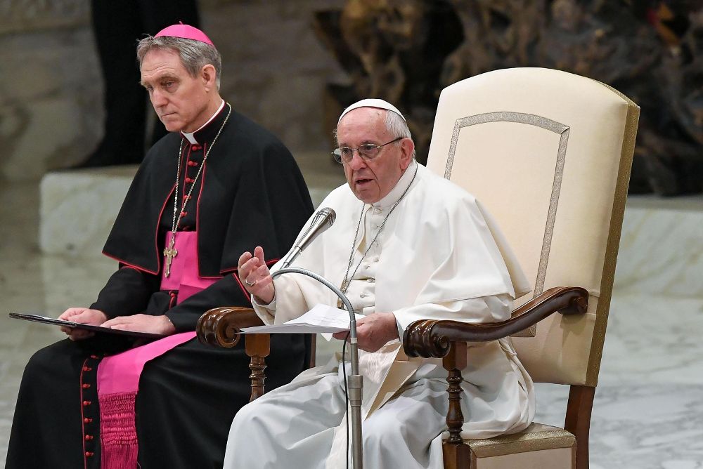 El papa Francisco preside la audiencia general de los miércoles en el Aula Pablo VI del Vaticano.