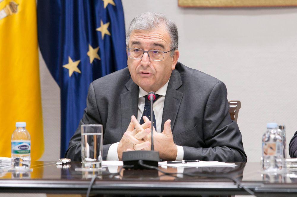 Rafael Díaz, presidente de la Audiencia de Cuentas, hoy, en el Parlamento.