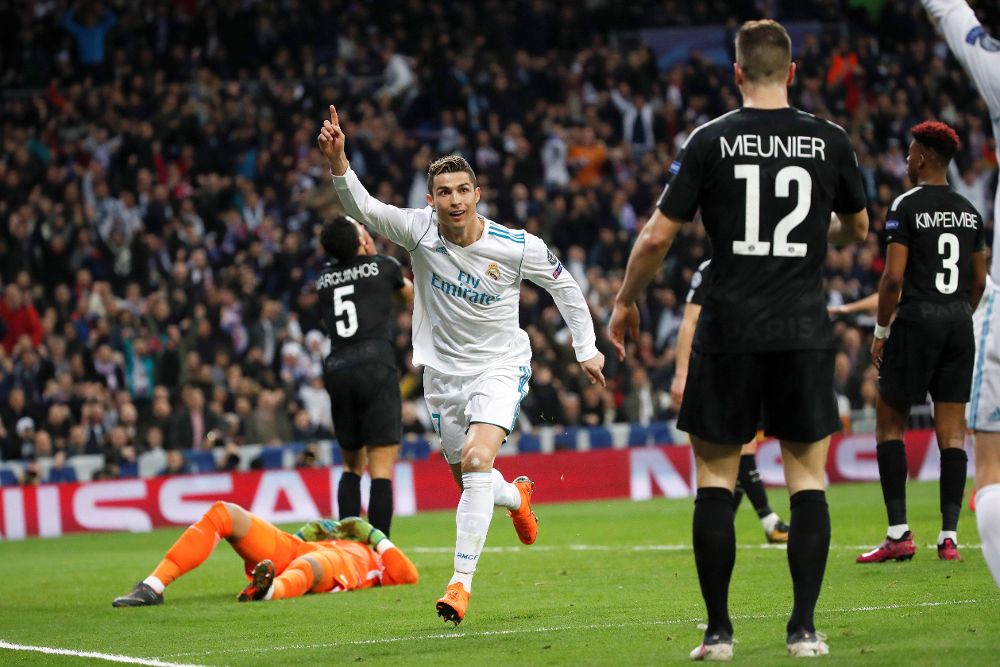 Cristiano Ronaldo celebra el segundo gol de equipo madridista.