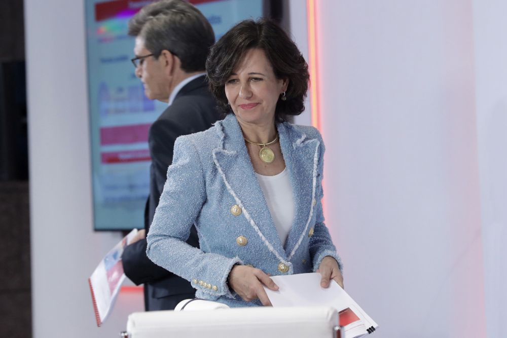 La presidenta del Banco Santander, Ana Botín, durante la rueda de prensa de presentación de la cuenta de resultados de la entidad de 2017.