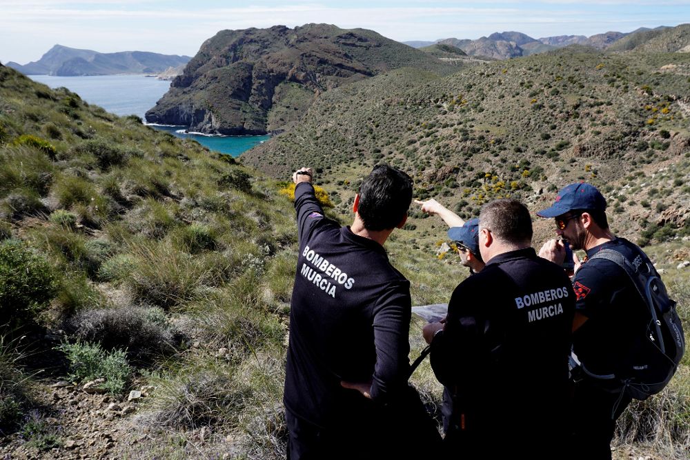 Un grupo de bomberos voluntarios de Murcia incorporado al operativo de búsqueda de Gabriel Cruz.