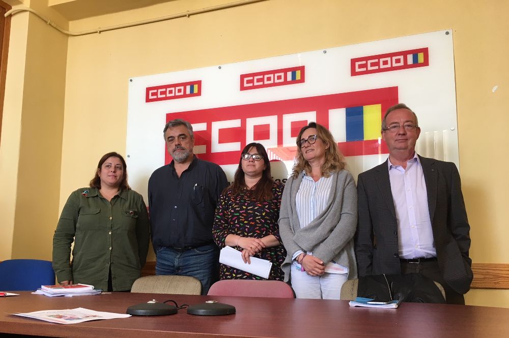 Leal, Rodríguez, Medina, Cejas y Fuentes en la rueda de prensa. 
