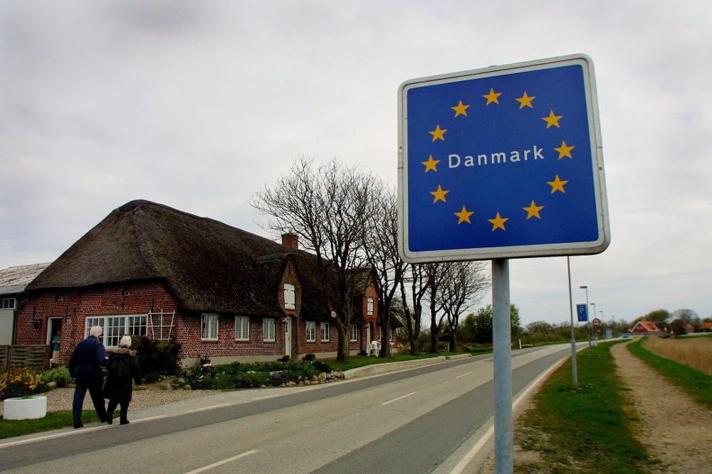Frontera entre Dinamarca y Alemania en Rudboel, Dinamarca. 